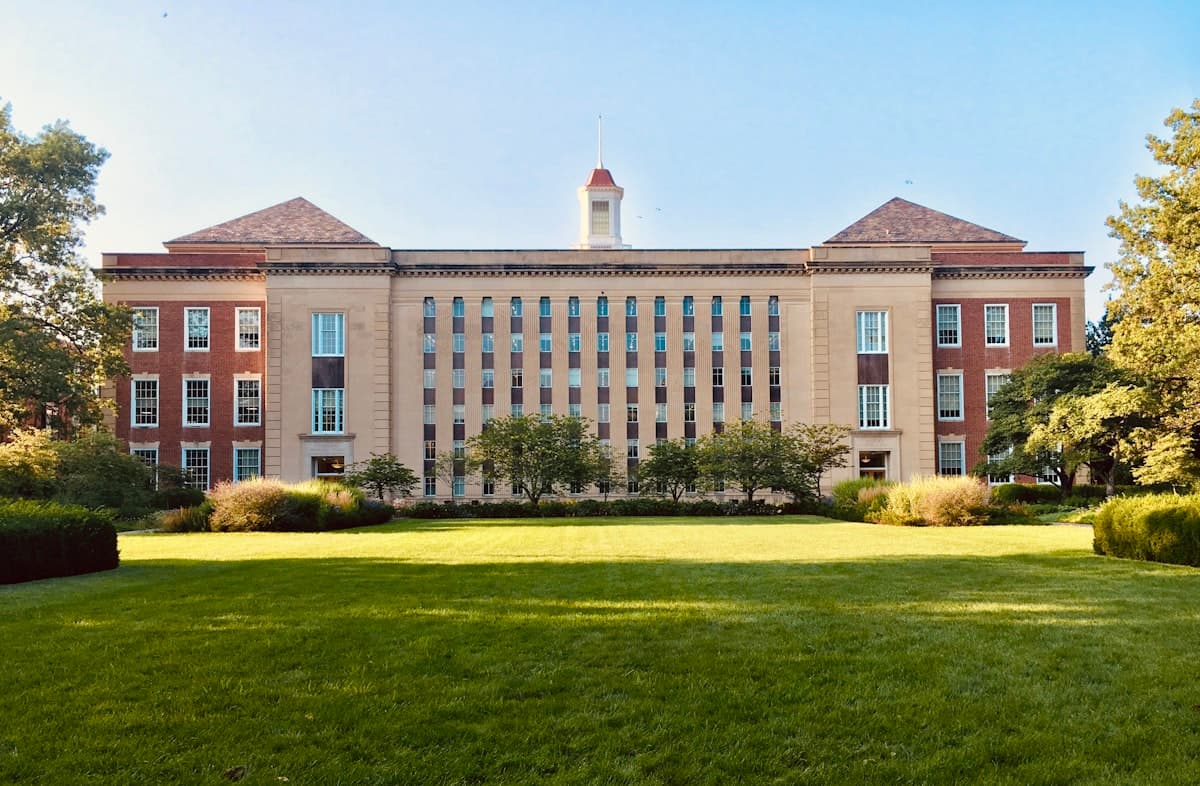 10 US Universities That Are Free If Your Family Makes Under a Certain Income